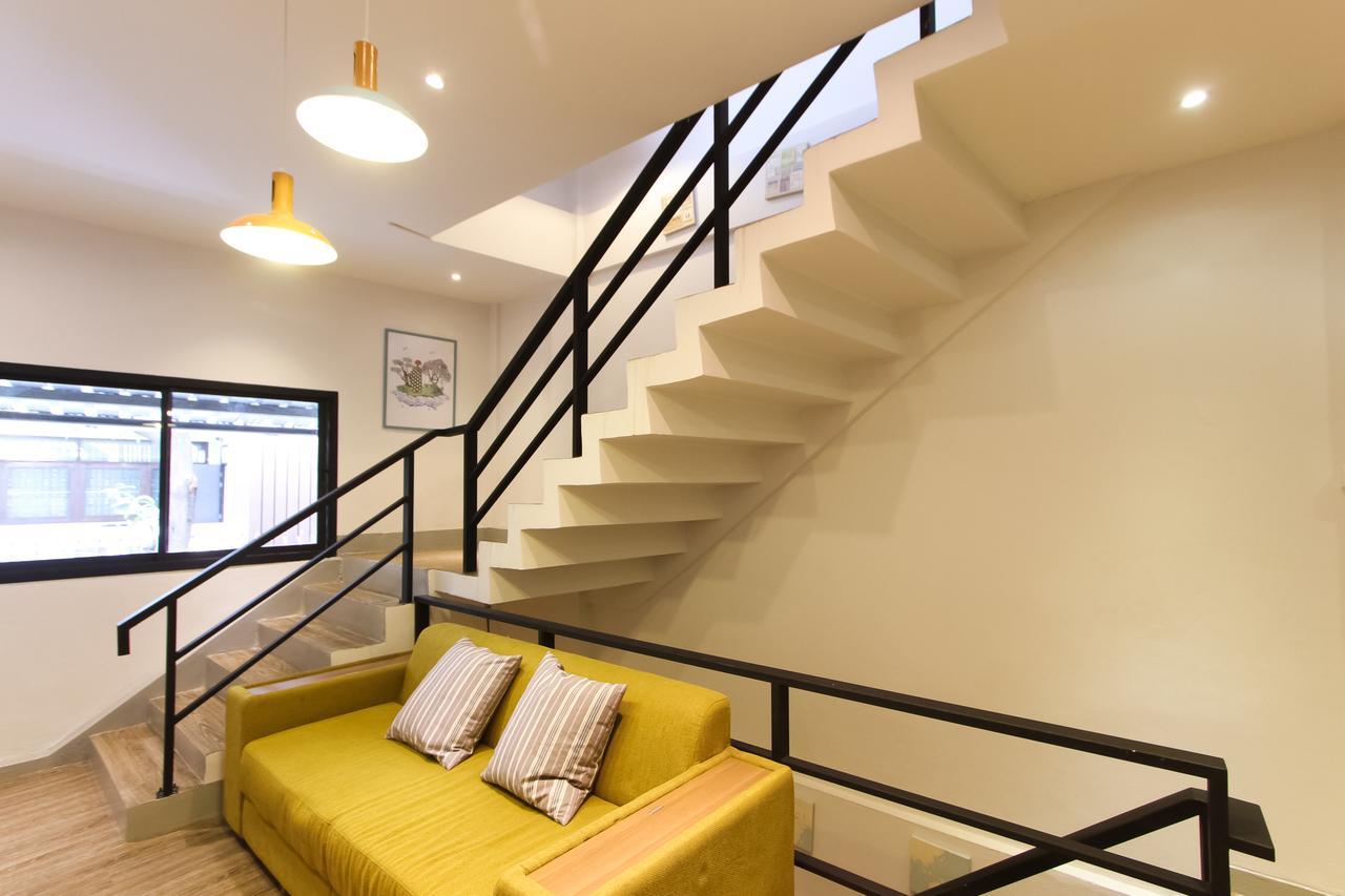 曼谷Folk Poshtel Silom住宿加早餐旅馆 外观 照片