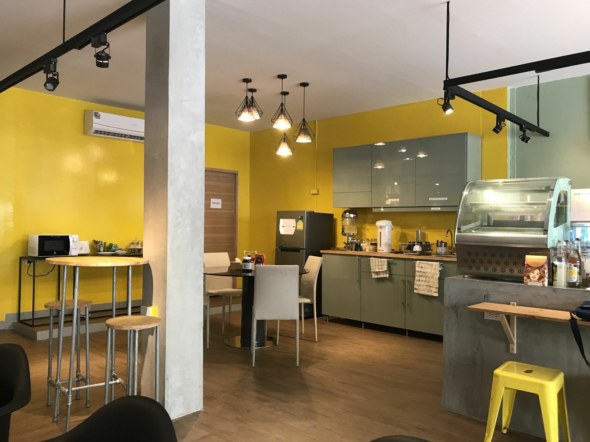 曼谷Folk Poshtel Silom住宿加早餐旅馆 外观 照片